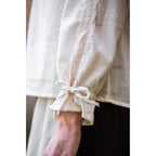 Productafbeelding Middeleeuwse blouse met kant Bettina beige
