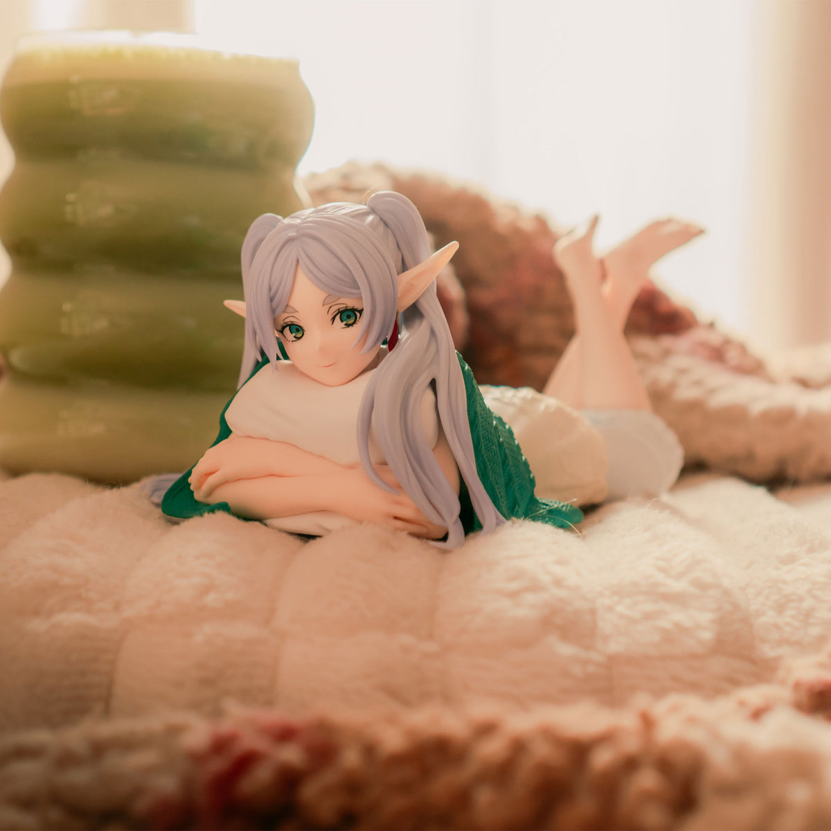 Productafbeelding Frieren: Beyond Journey’s End - Frieren Figuur Loungewear Version