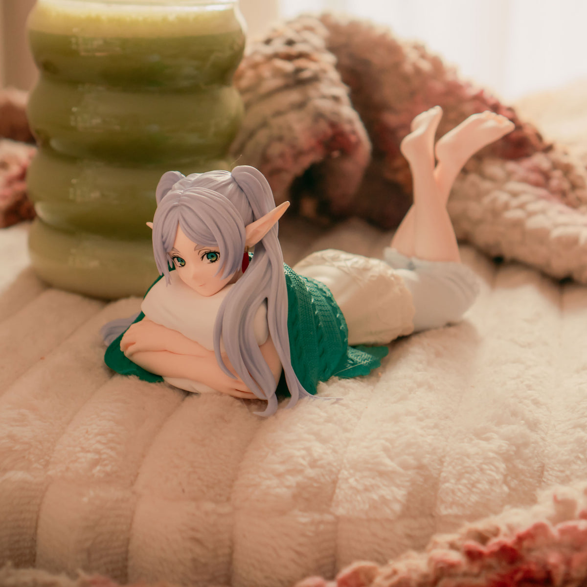 Productafbeelding Frieren: Beyond Journey’s End - Frieren Figuur Loungewear Version