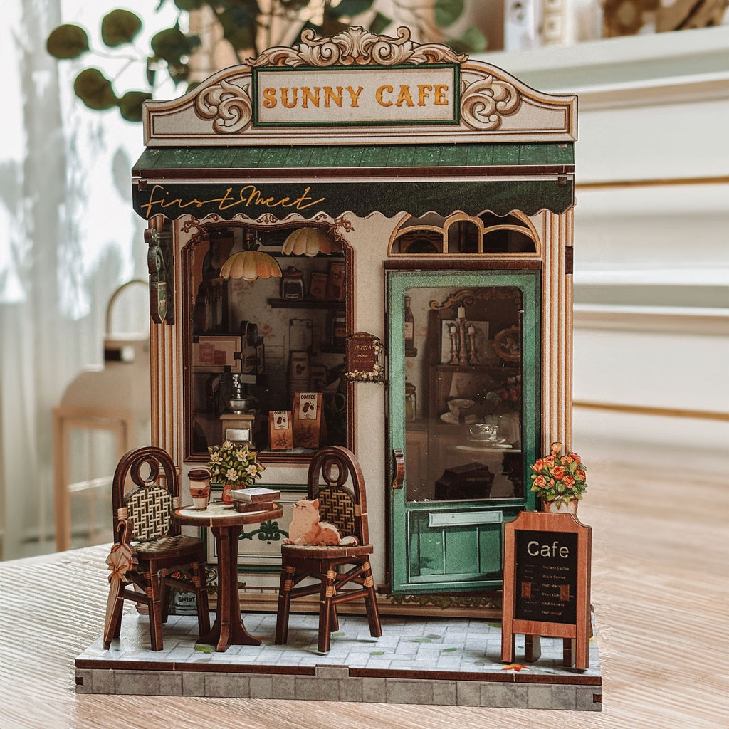 Productafbeelding CuteBee - Sunny Cafe miniatuurhuis Book Nook modelbouwpakket