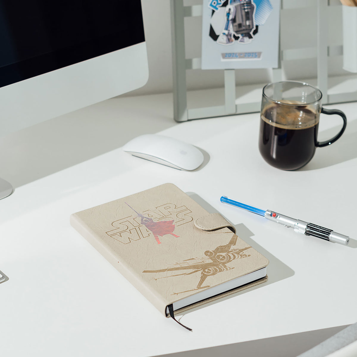 Produktbild Star Wars - Luke Skywalker Notizbuch mit Lichtschwert Stift