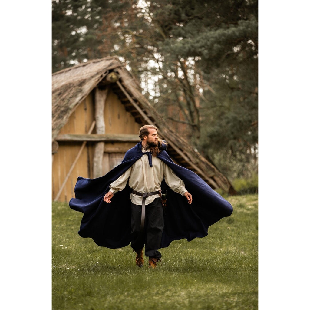 Image produit Cape médiévale en laine Hervir 131 cm