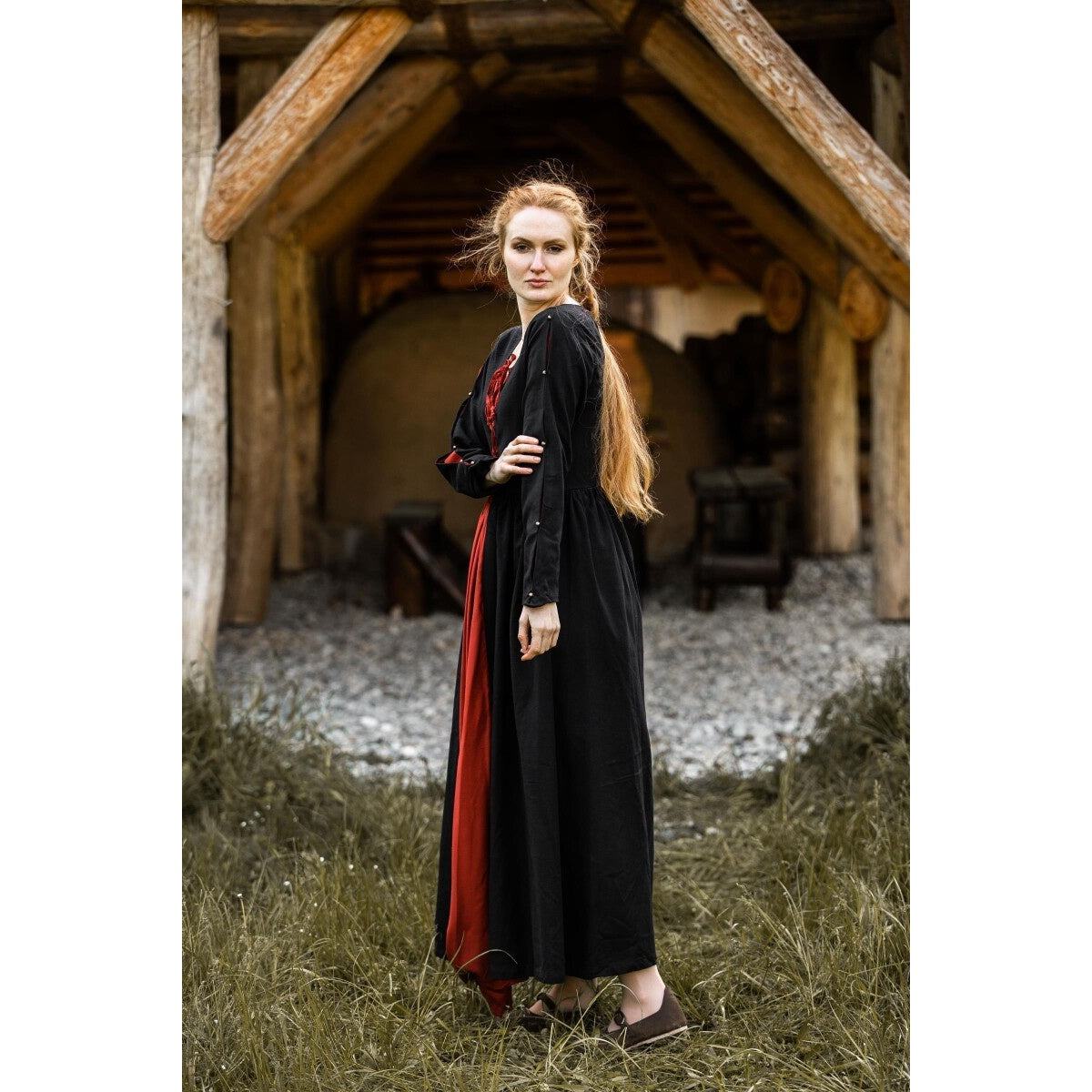 Image produit Robe médiévale Méduse noir-rouge
