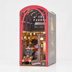 Image produit Harry Potter – Maquette en bois Hogwarts Express Book Nook