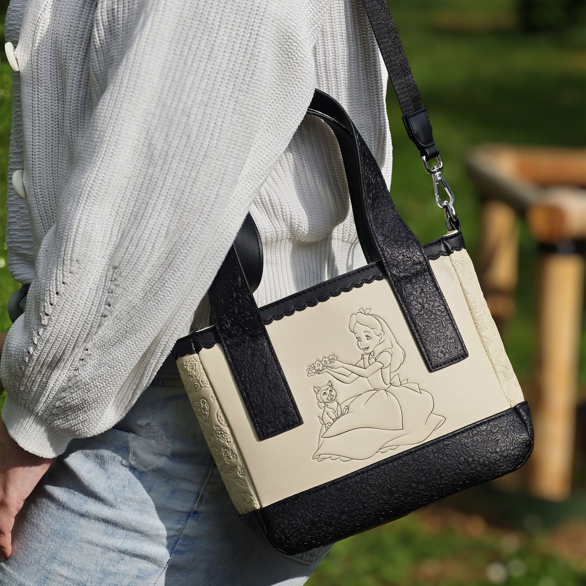 Productafbeelding Alice in Wonderland - Floral mini crossbody tas