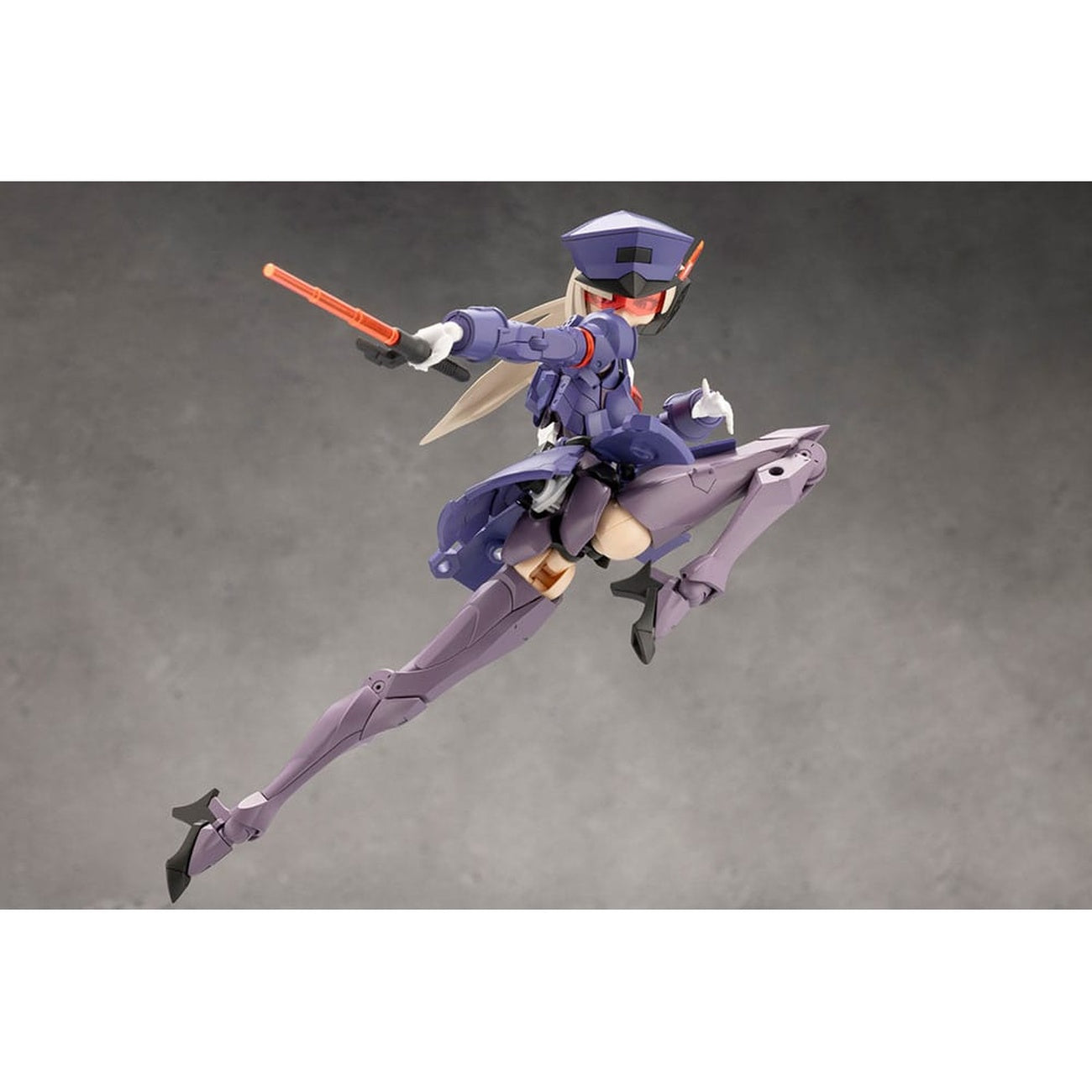 Image produit Megalomaria Unlimited Universe – Figurine Model Kit Valiant