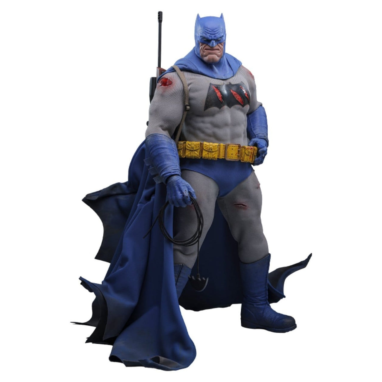 Image produit Batman : The Dark Knight Returns - Figurine d’action Batman Masterpiece 1:6 Version Battle Damaged