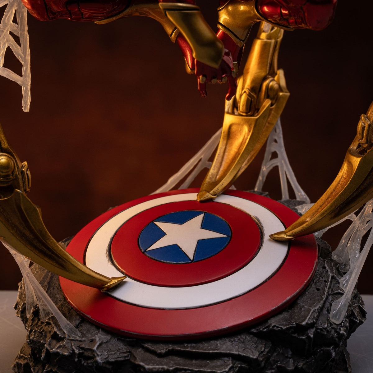 Produktbild Marvel Art Scale Deluxe Statue 1/10 Spider-man Iron Armor Comics (CCXP Exclusive 2024) 24 cm