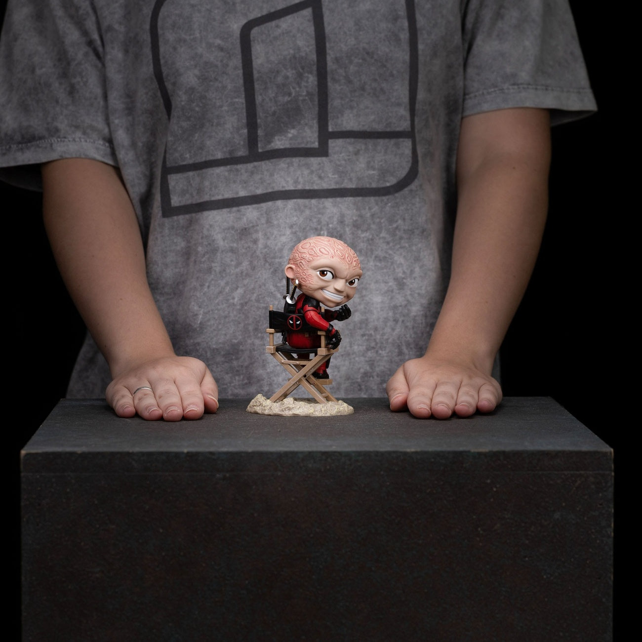 Produktbild Deadpool & Wolverine Mini Co. PVC Figur Deadpool Unmasked 13 cm