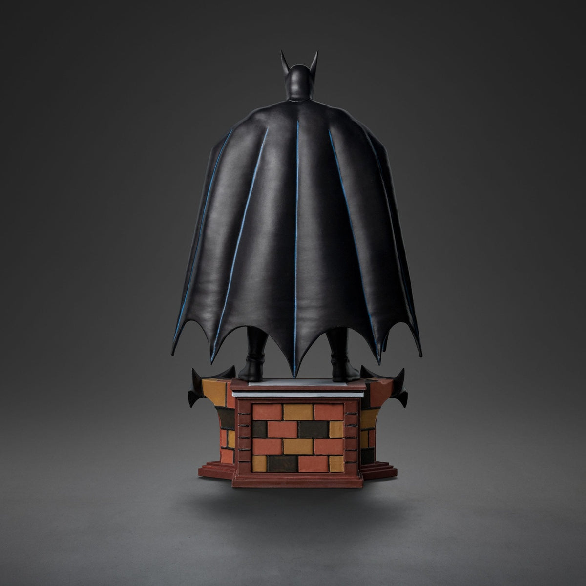 Productafbeelding DC Comics Art Scale Statue 1/10 Batman Detective 85th Anniversary 26 cm