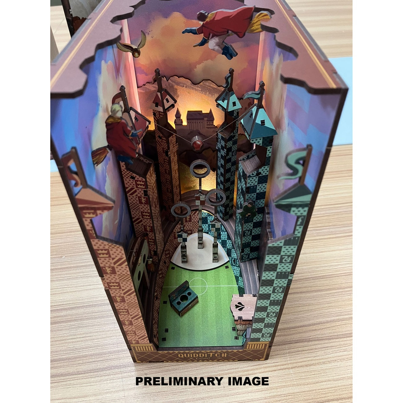 Productafbeelding Harry Potter Tiny Adventures Book Nook Mini-diorama Zwerkbalveld 23 cm