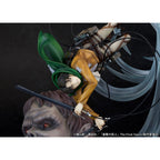 Produktbild Attack on Titan PVC Statue 1/7 Levi vs Beast Titan Ver. 28 cm