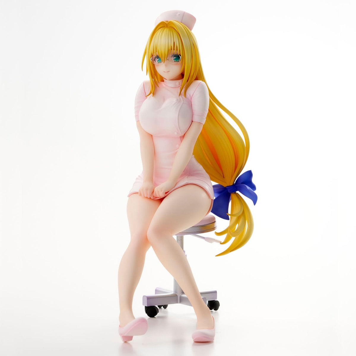 Image produit To Love-Ru Darkness Statue PVC Série Nurse : Tearju Lunatique 19 cm