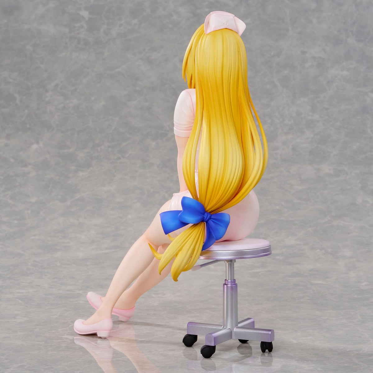Image produit To Love-Ru Darkness Statue PVC Série Nurse : Tearju Lunatique 19 cm