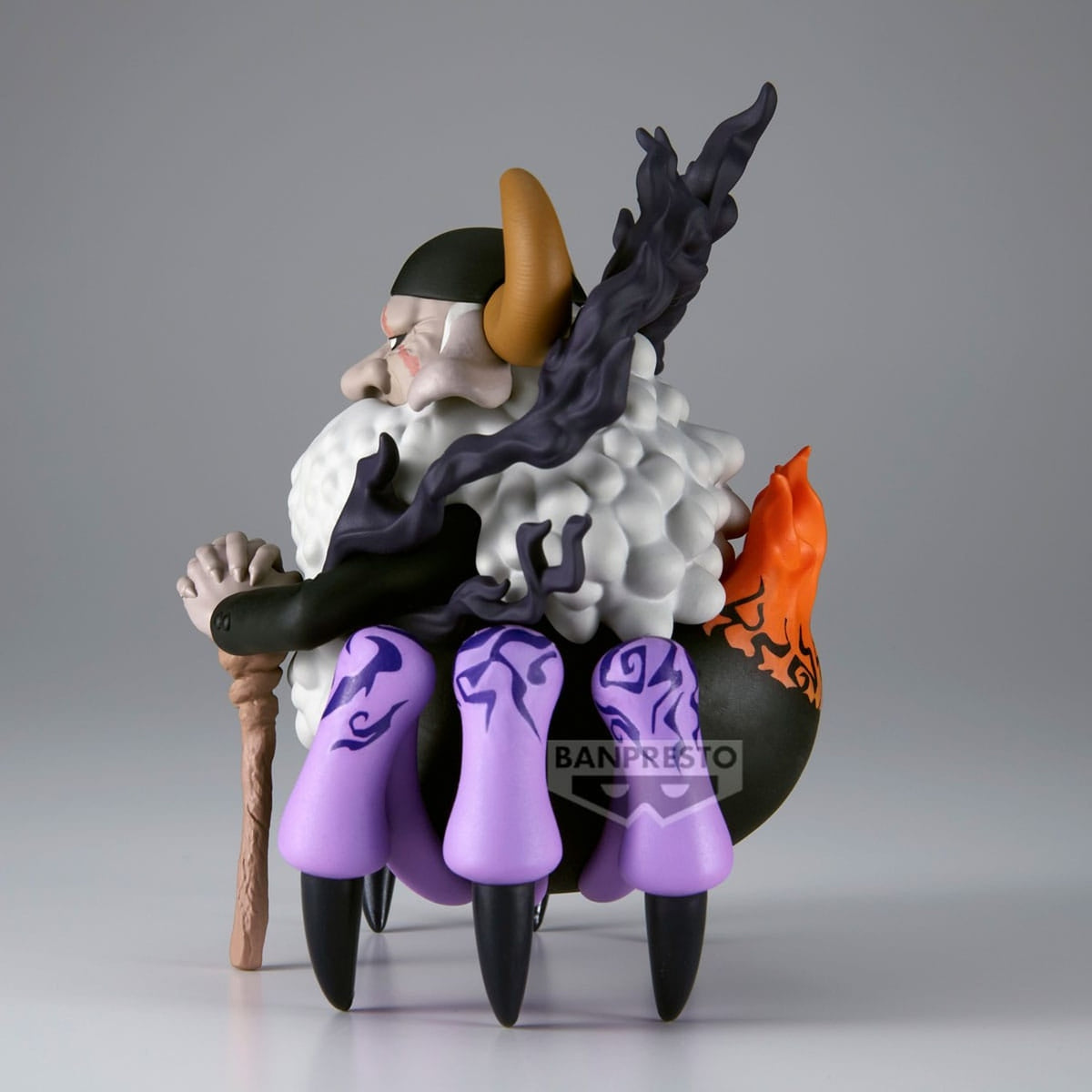 Produktbild One Piece Mega World Collectable PVC Statue St. Jaygarcia Saturn 13 cm