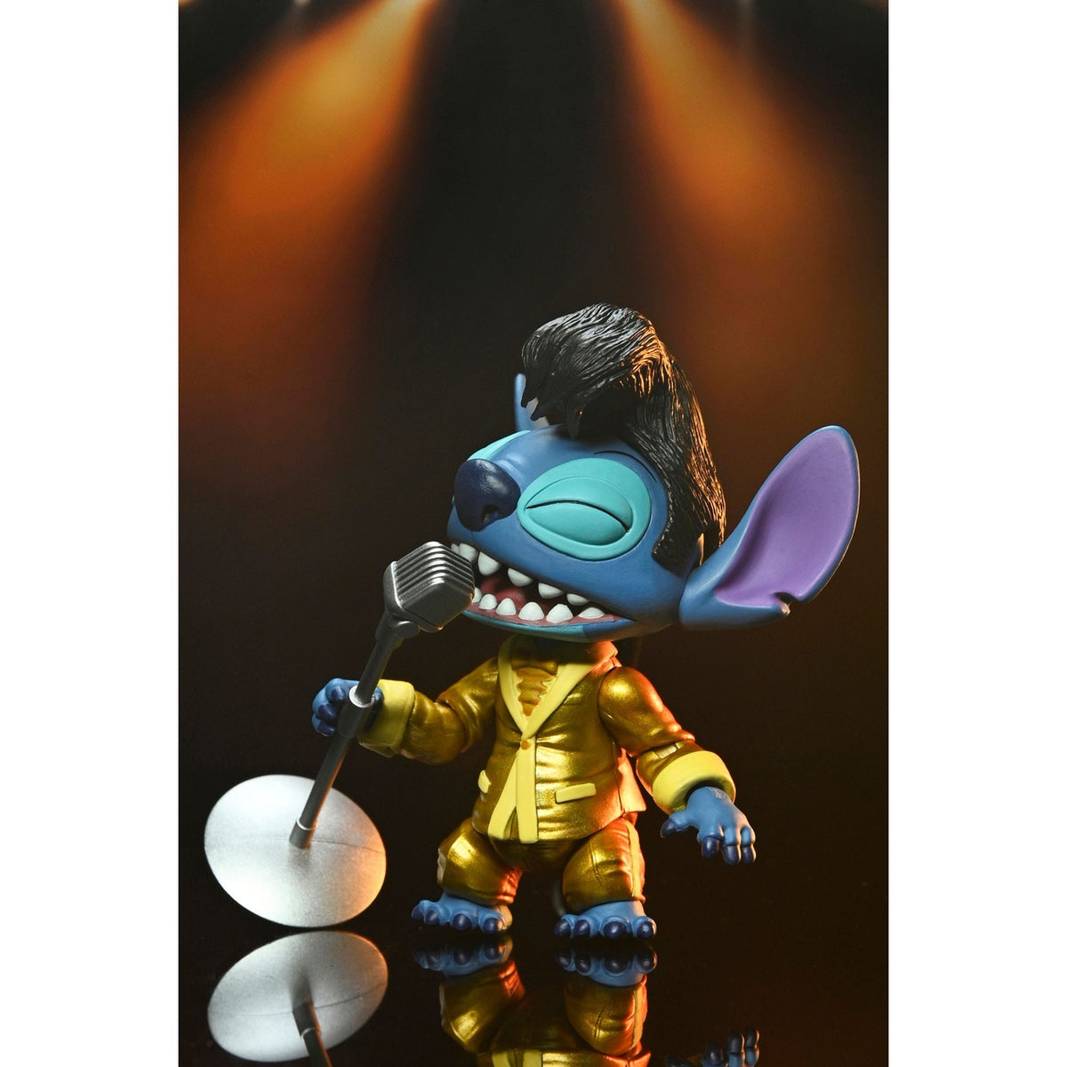 Productafbeelding Lilo & Stitch Actiefiguur Ultimate Gold Suit Elvis Stitch 18 cm