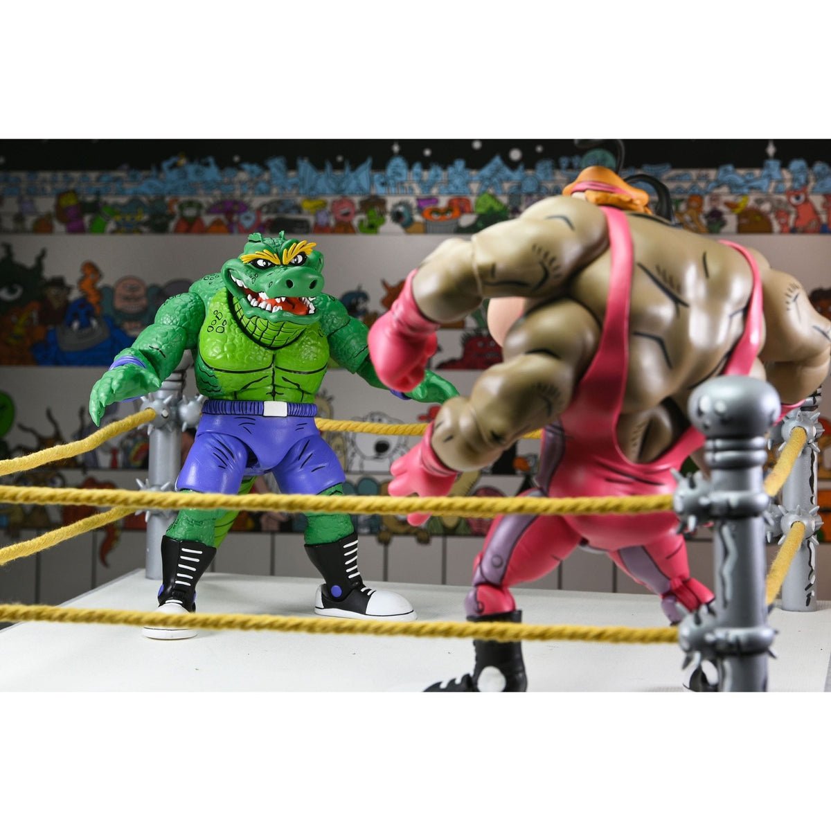 Image produit Teenage Mutant Ninja Turtles (Archie Comics) figurine Stump Wrestling Leatherhead 18 cm