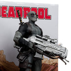 Produktbild Marvel Collection PVC Statue 1/6 Deadpool (Deadpool #1)(Grey Suit Chase) 27 cm