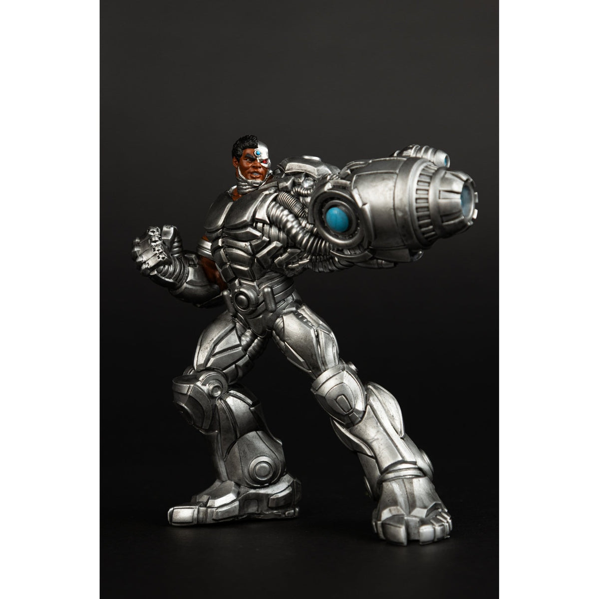 Productafbeelding DC Direct Collector Vinyl Statue Cyborg 12 cm