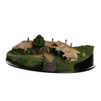 Image produit Le Seigneur des Anneaux Statue The Green Dragon Inn