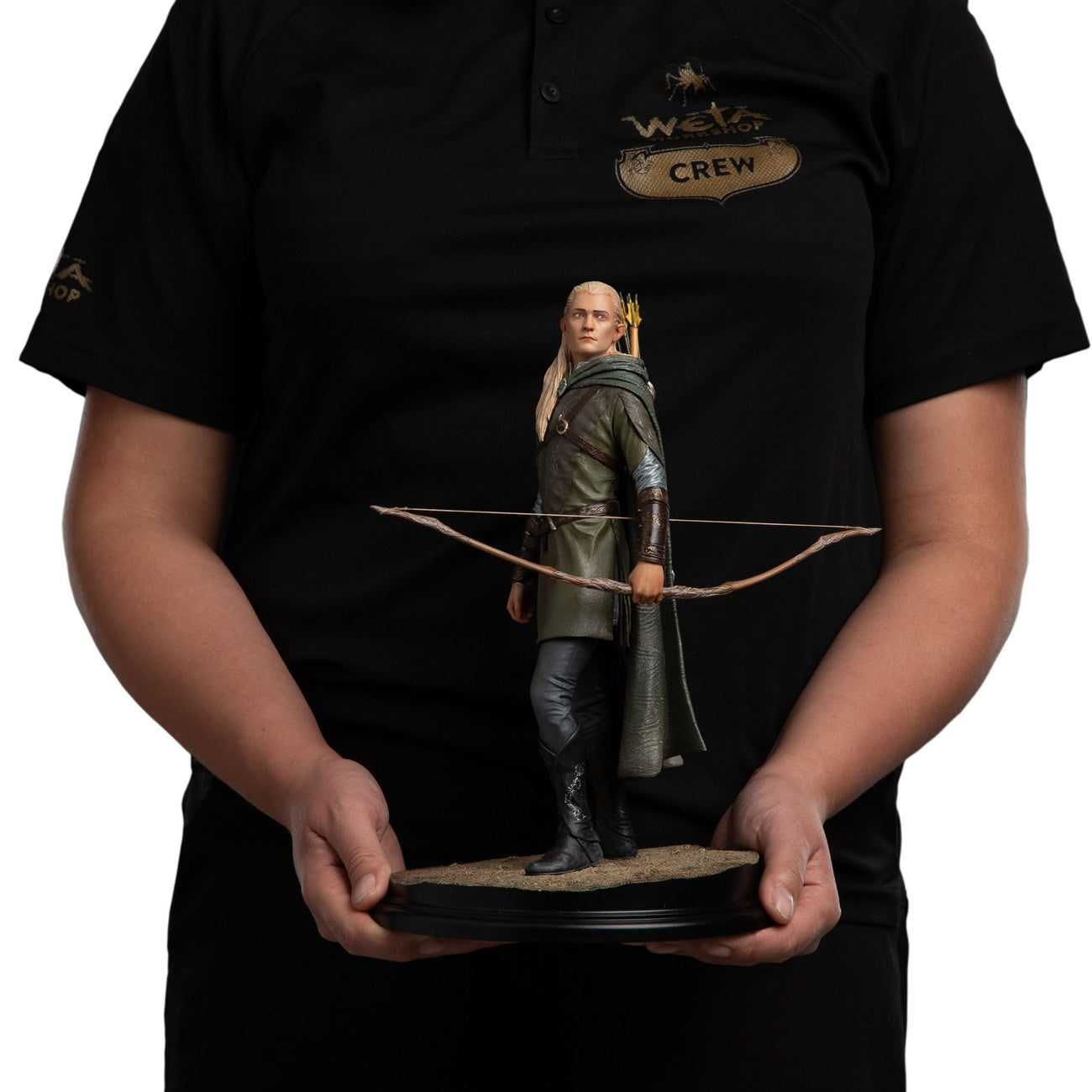 Image produit Le Seigneur des Anneaux Classic Series Statue 1/6 Legolas, Hunter of the Plains 32 cm