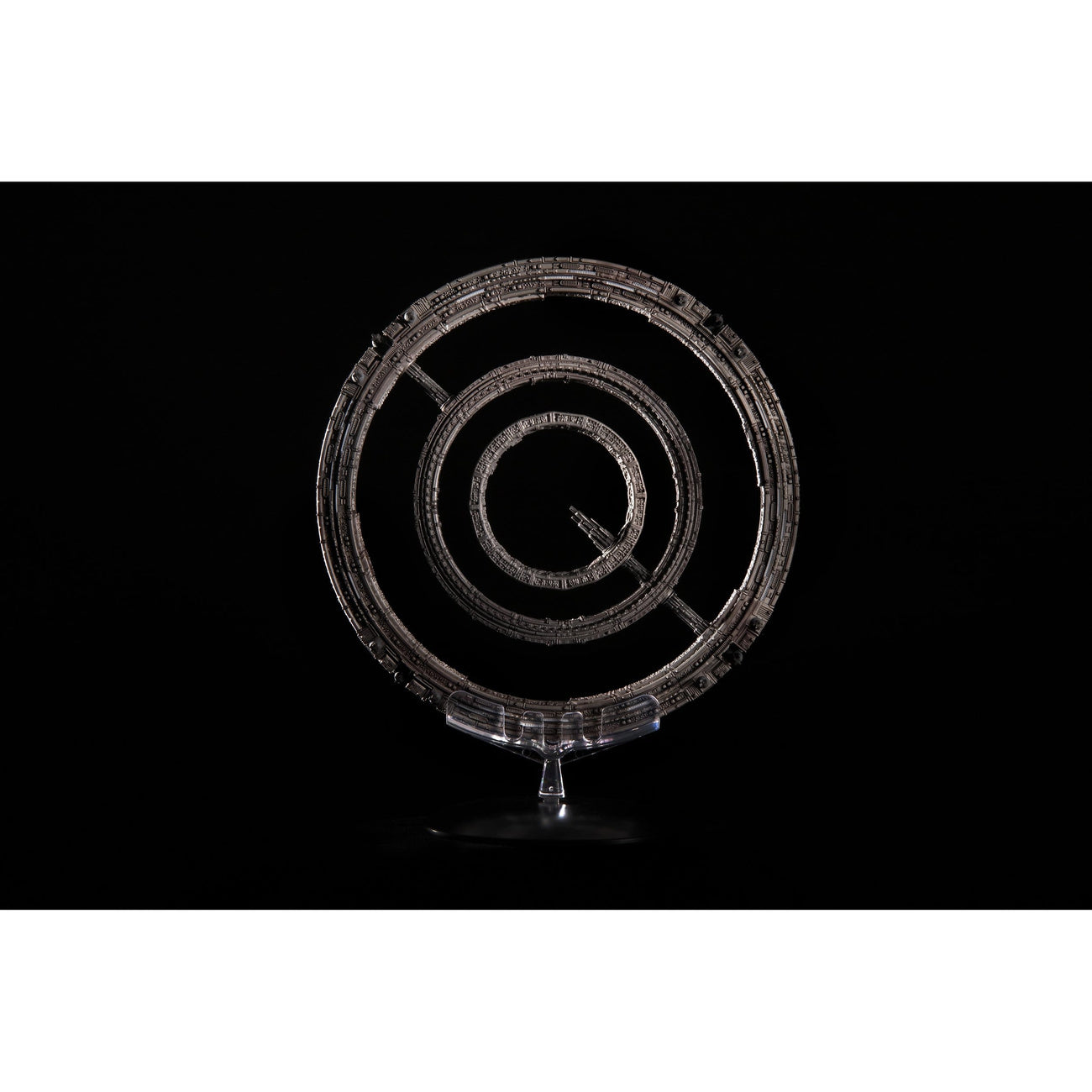 Image produit Foundation Die-Cast Vaisseau The Invictus 20 cm