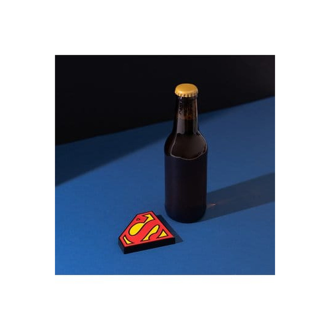 Image produit DC Comics Magnet avec décapsuleur Superman 9 cm