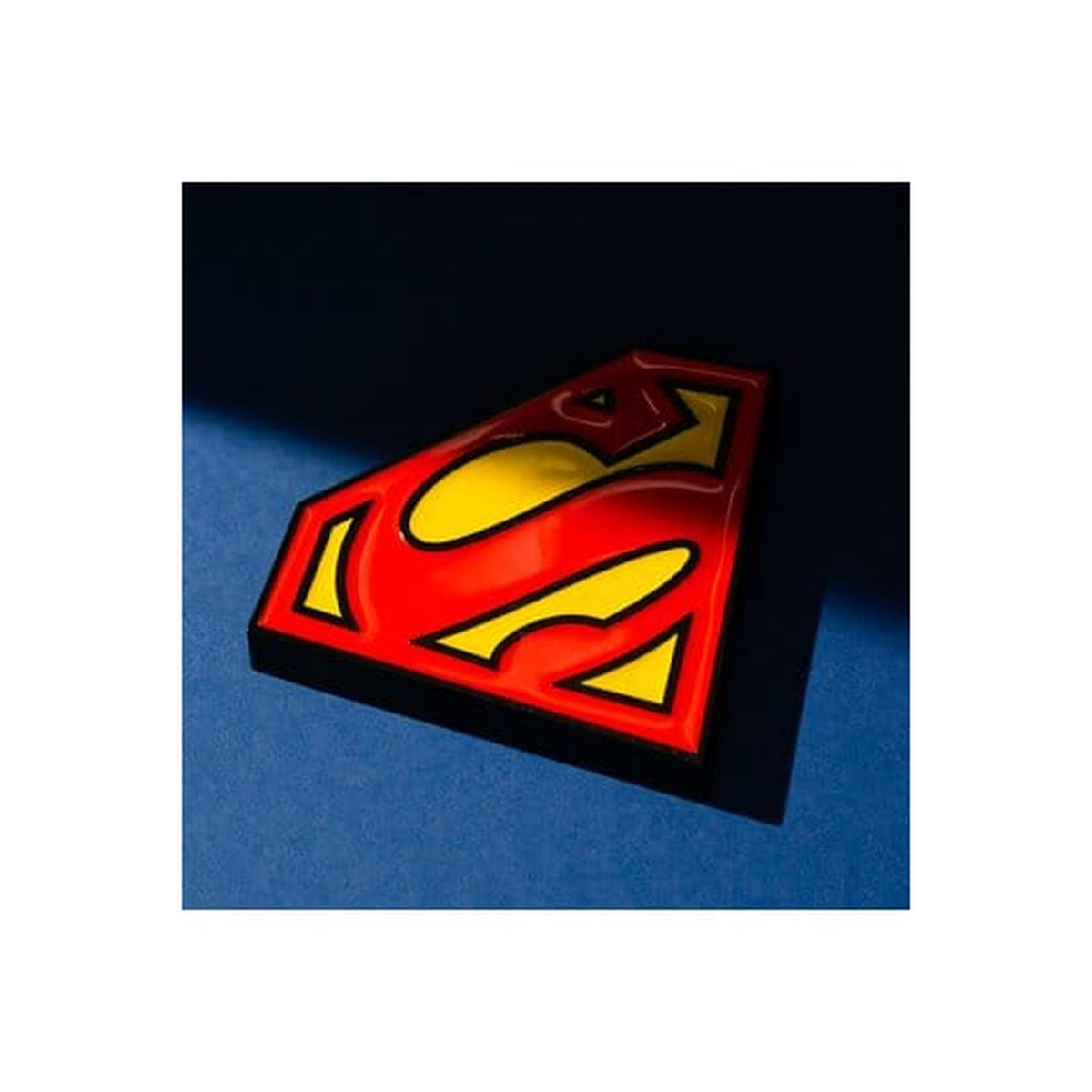 Image produit DC Comics Magnet avec décapsuleur Superman 9 cm