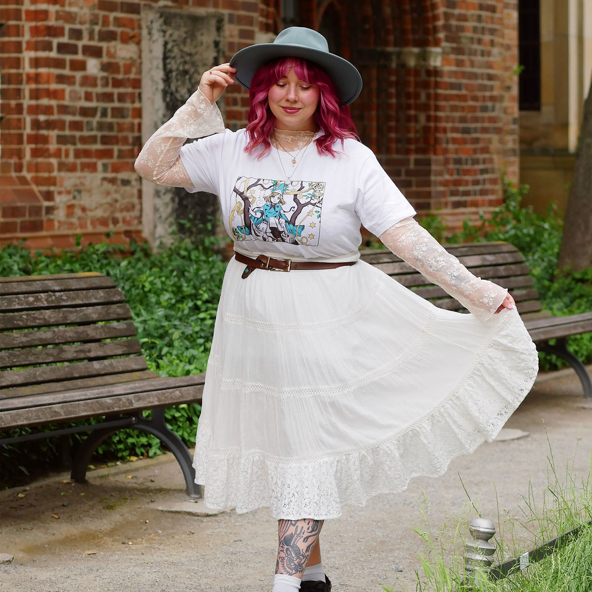 Image produit T-shirt Coco et Atelier of Witch Hat Fans Édition Limitée blanc
