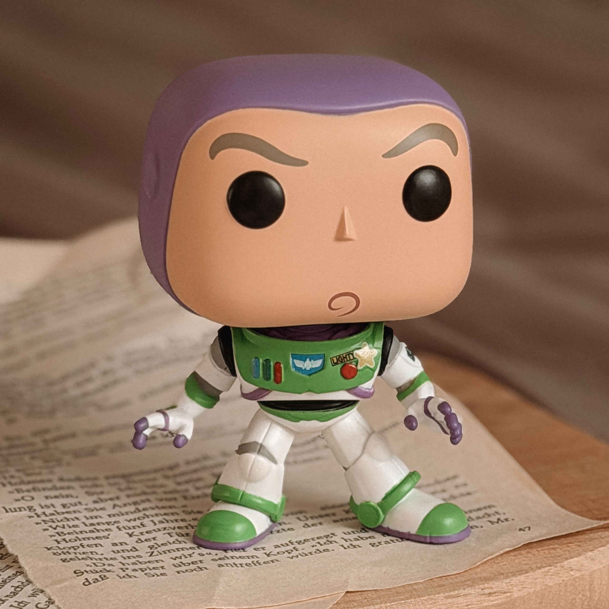 Image produit Toy Story 5 POP! Disney figurine en vinyle Buzz l'Éclair 9 cm