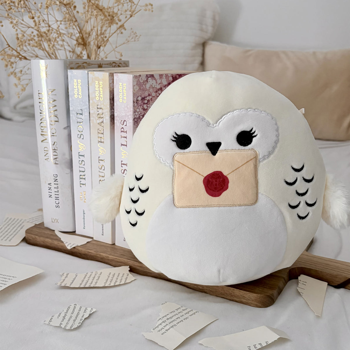 Productafbeelding Hedwig met Zweinstein brief Squishmallows pluchen figuur - Harry Potter