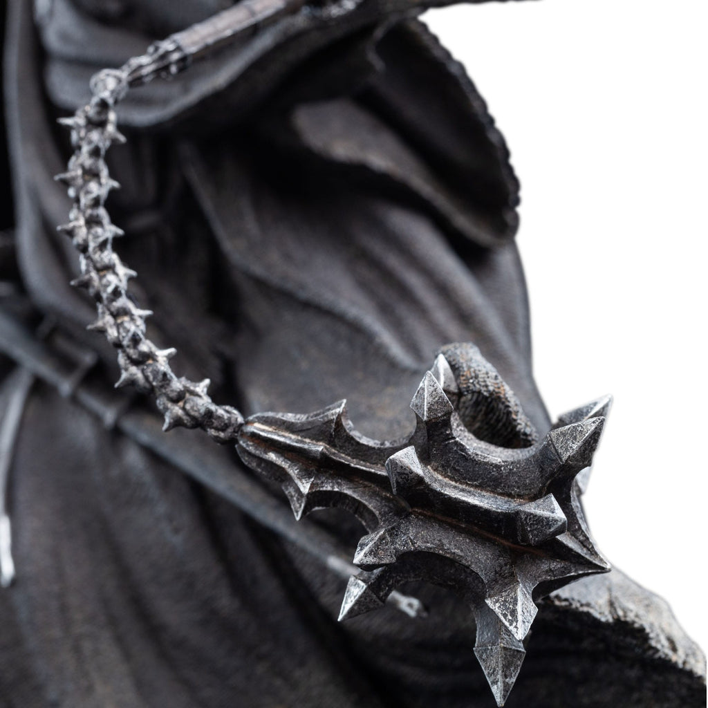 Image produit Le Seigneur des Anneaux Mini Statue Le Roi-Sorcier 19 cm