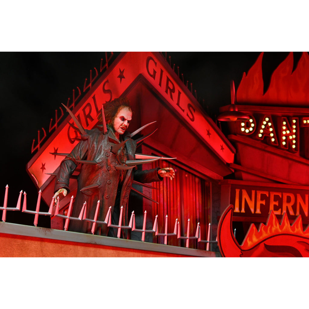 Image produit Beetlejuice (1988) Diorama Trenchcoat with Spikes Inferno
