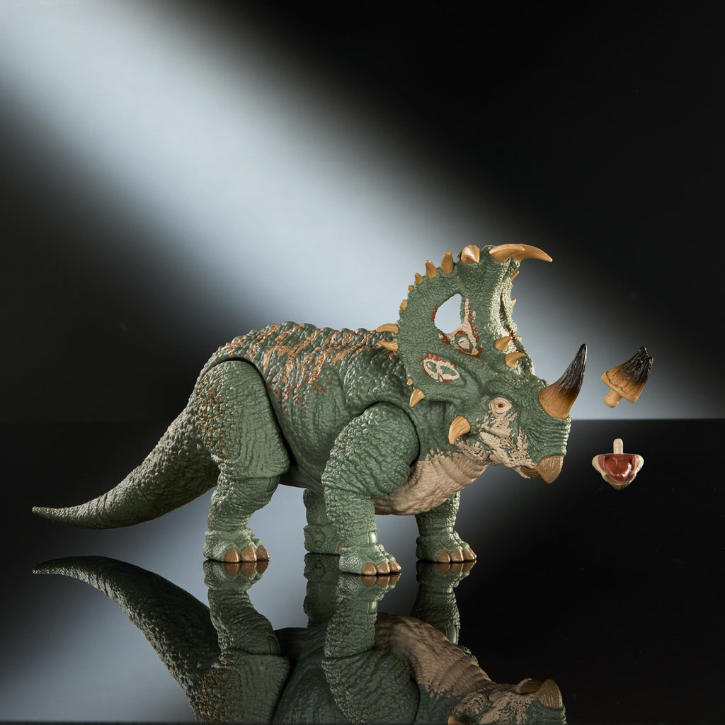 Image produit Figurine d’action Sinoceratops Jurassic World Hammond Collection