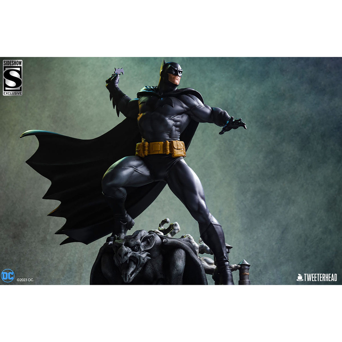 Produktbild DC Comics Maquette 1/4 Batman (Black and Gray Edition) 66 cm