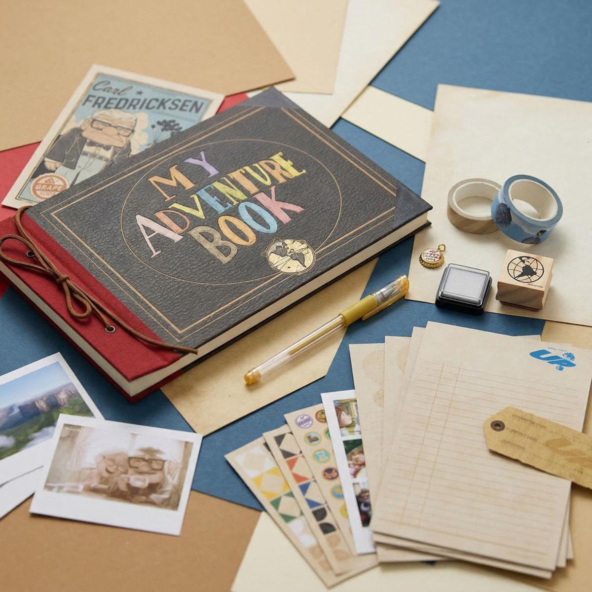 Productafbeelding Pixar - My Adventure Scrapbook Geschenkset