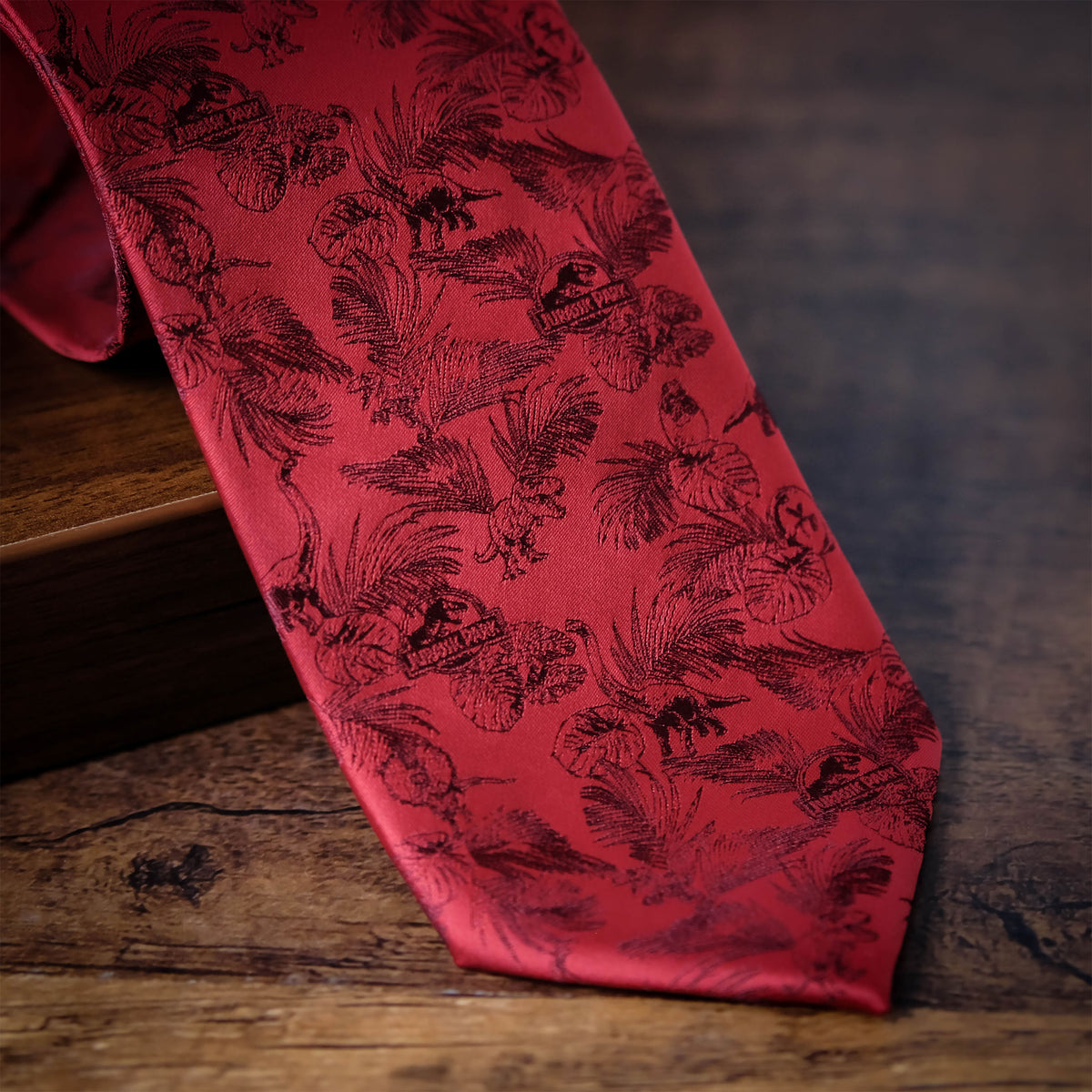 Image produit Jurassic Park - Cravate Red Jungle