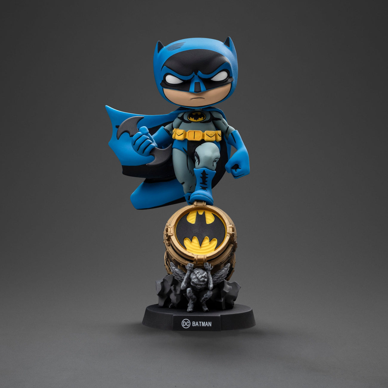 Productafbeelding Batman Mini Co. PVC figuur Batman on Bat-Signal (Blue Variant)