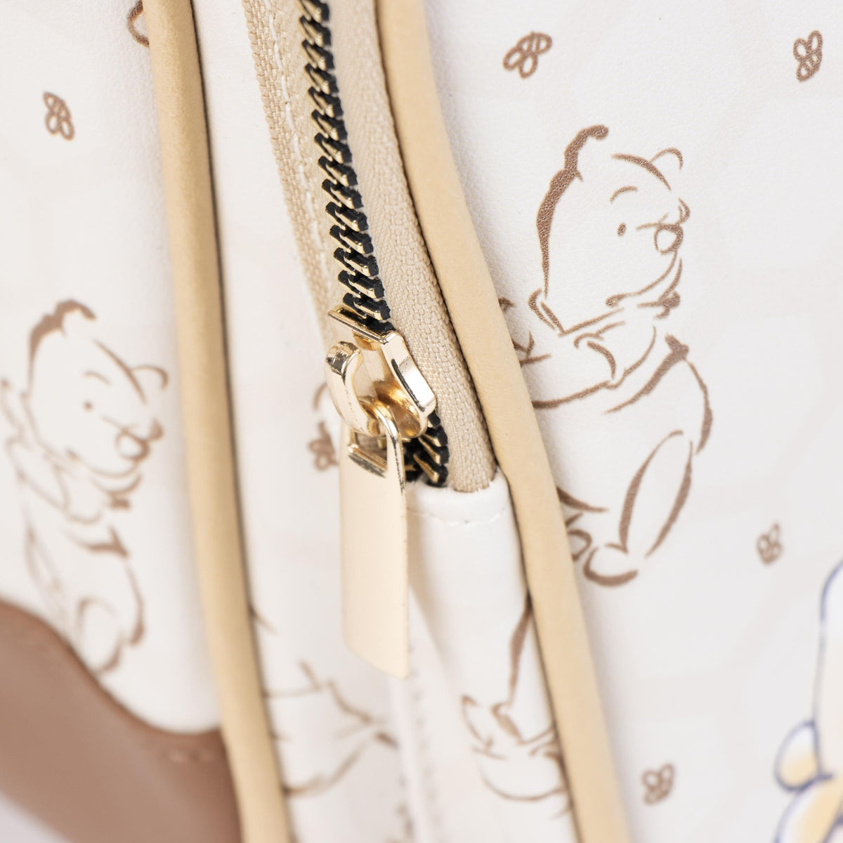 Image produit Winnie l'Ourson - Sac à dos pot de miel
